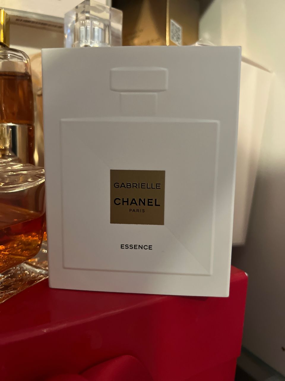 Chanel essence 50ml