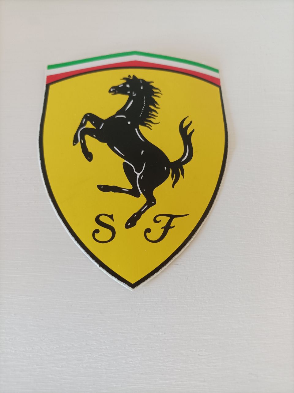 Aito Scuderia Ferrari -tarra