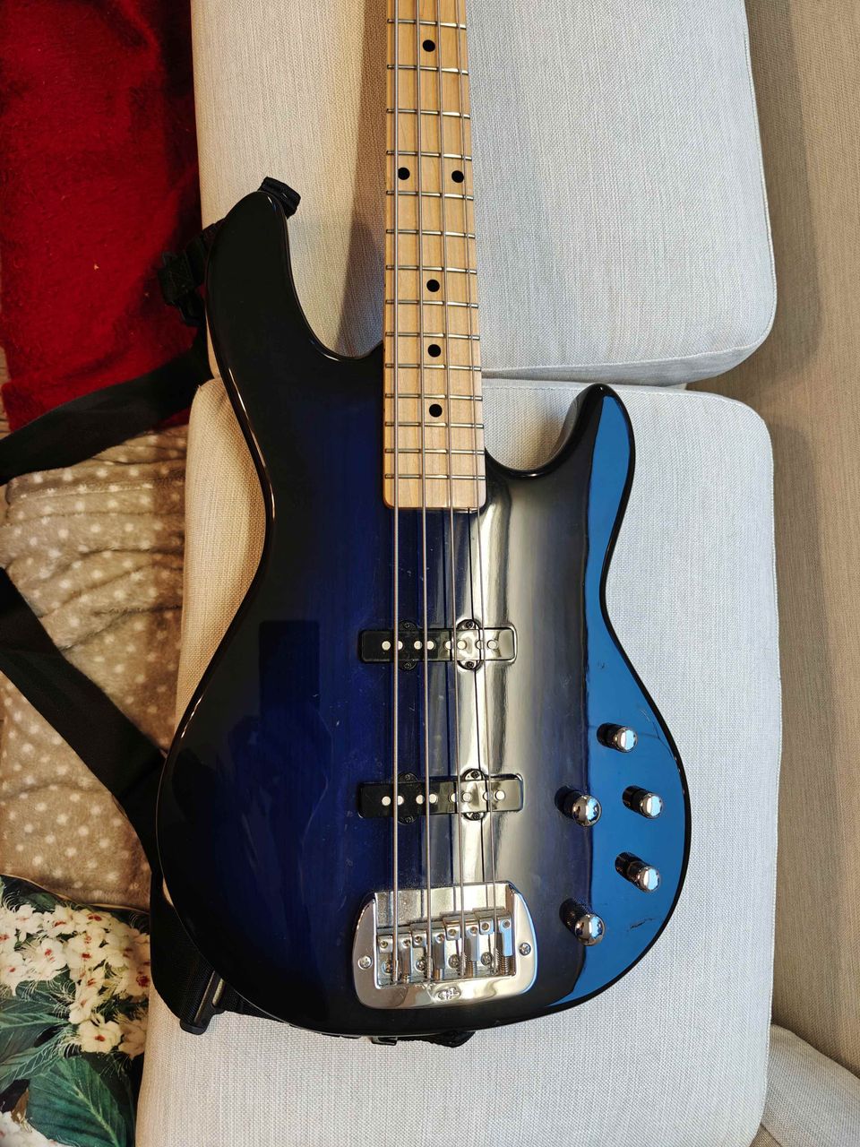 G&L MJ-4 tribute basso