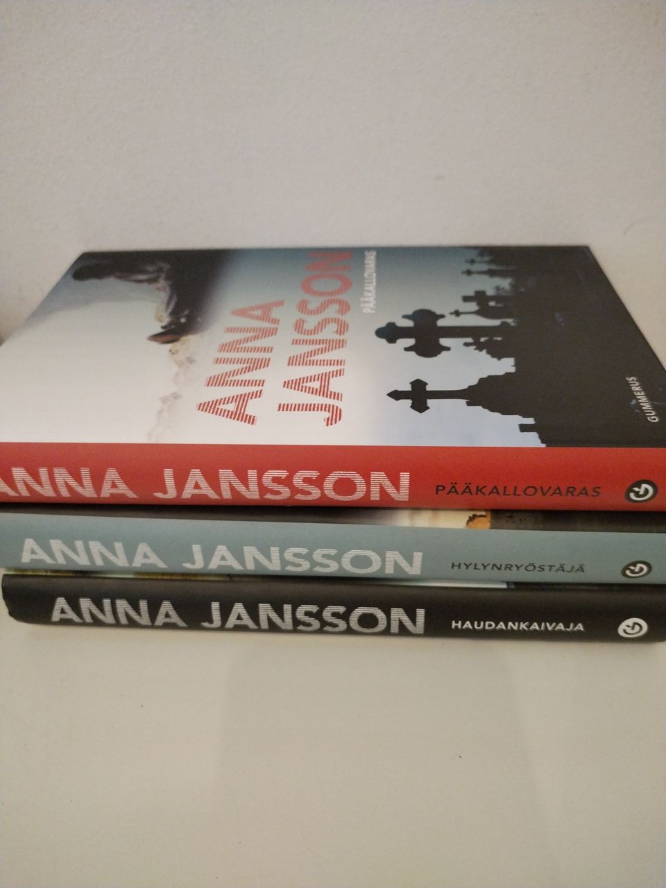 Anna Janssonin kirjasarjasta 3kpl