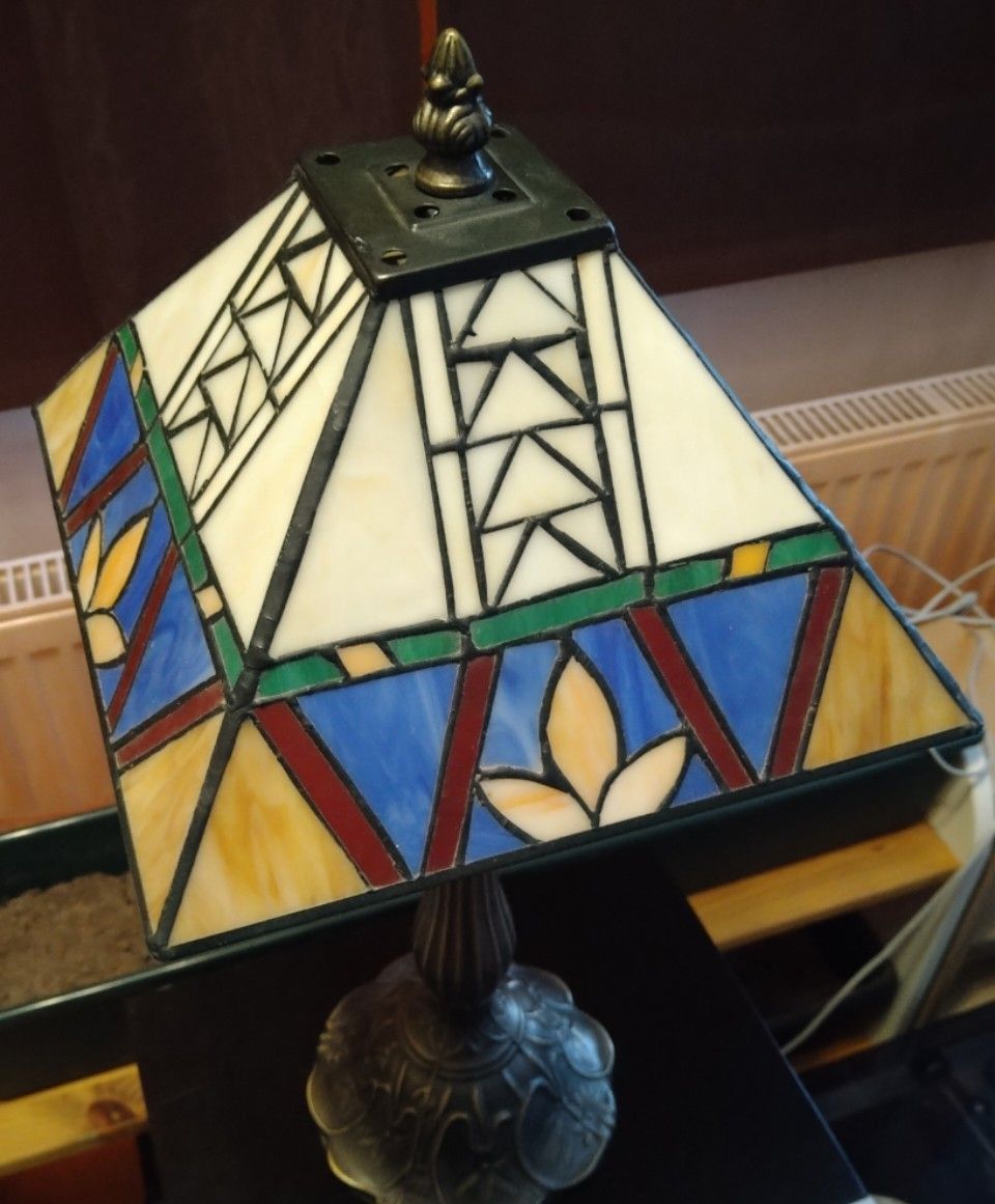 Tiffany lamppu