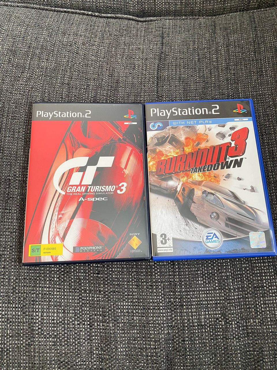 Gran Turismo 3 ja Burnout 3 Takedown