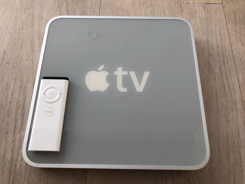 Apple TV ja kaukosäädin