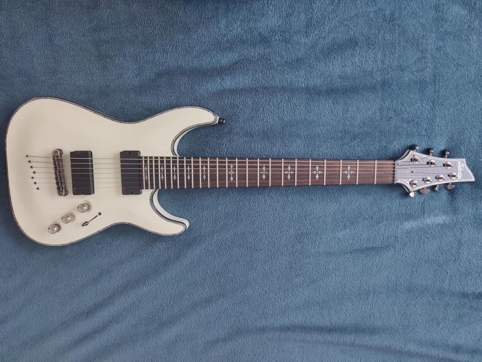 Schecter Hellraiser C-7