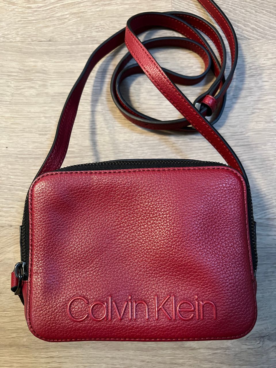 Calvin Kleinin laukku