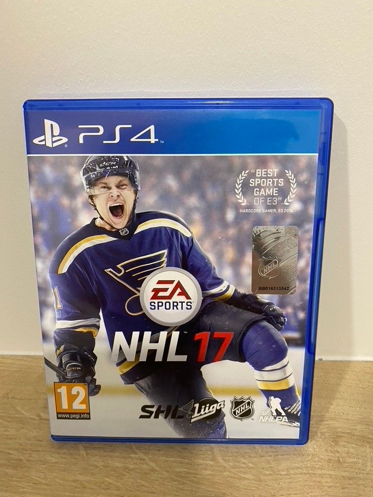 PS4 -peli, NHL17. Peli toimiva ja hyväkuntoinen.