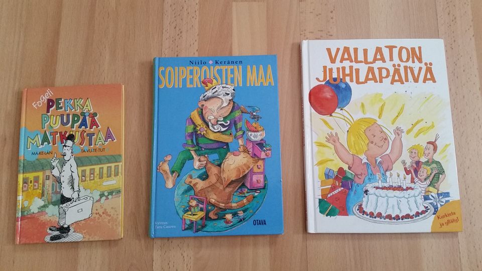 Pekka Puupää -Soiperoisten maa -Vallaton juhlapäivä kirjat