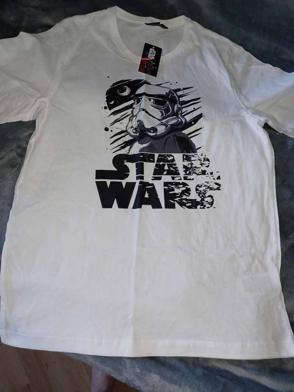 Star Wars paita S koko UUSI (EI TORIDIILIÄ)