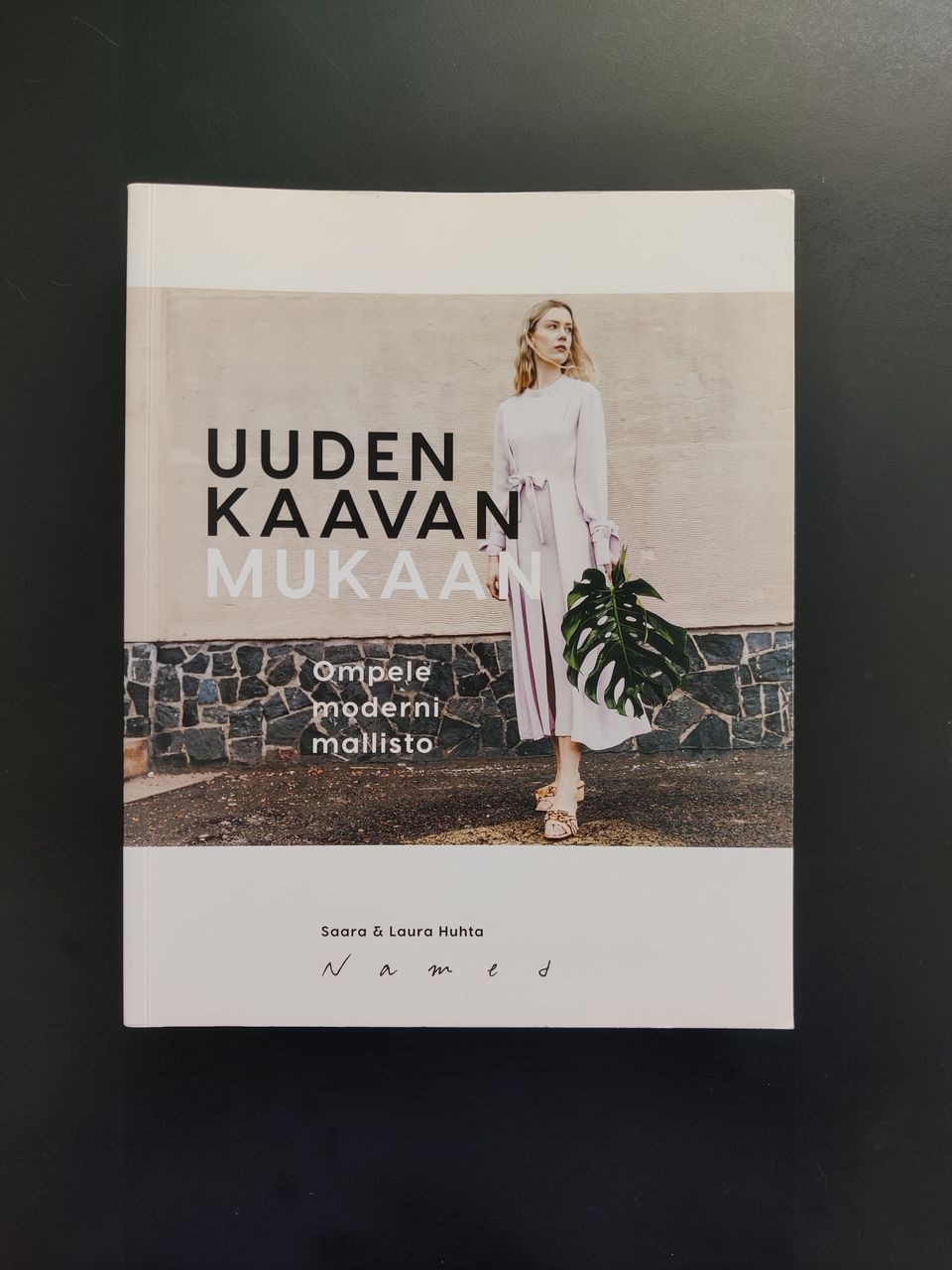 Uuden kaavan mukaan, Saara & Laura Huhta