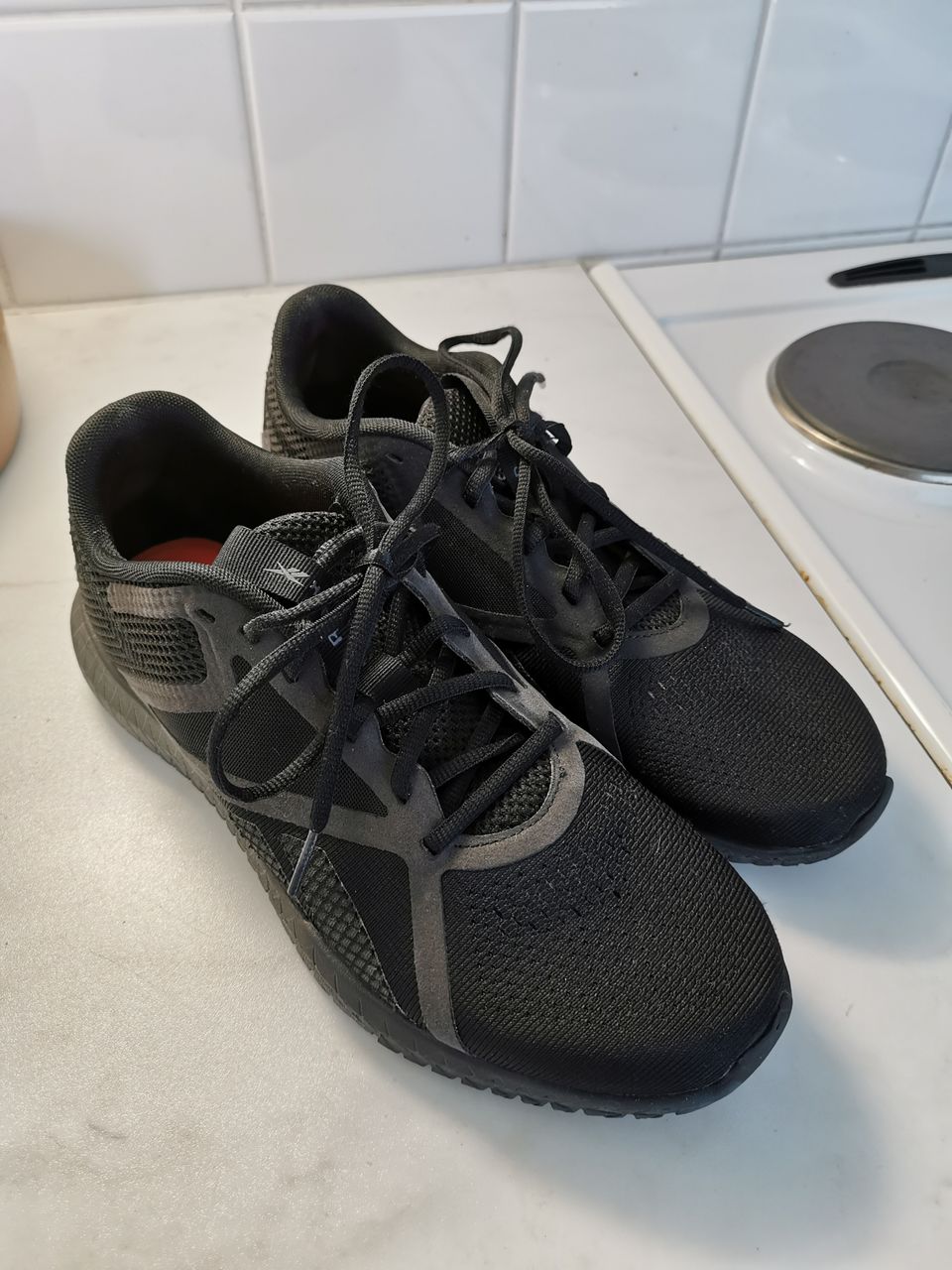 Reebok sisäpelikengät koko 42,5