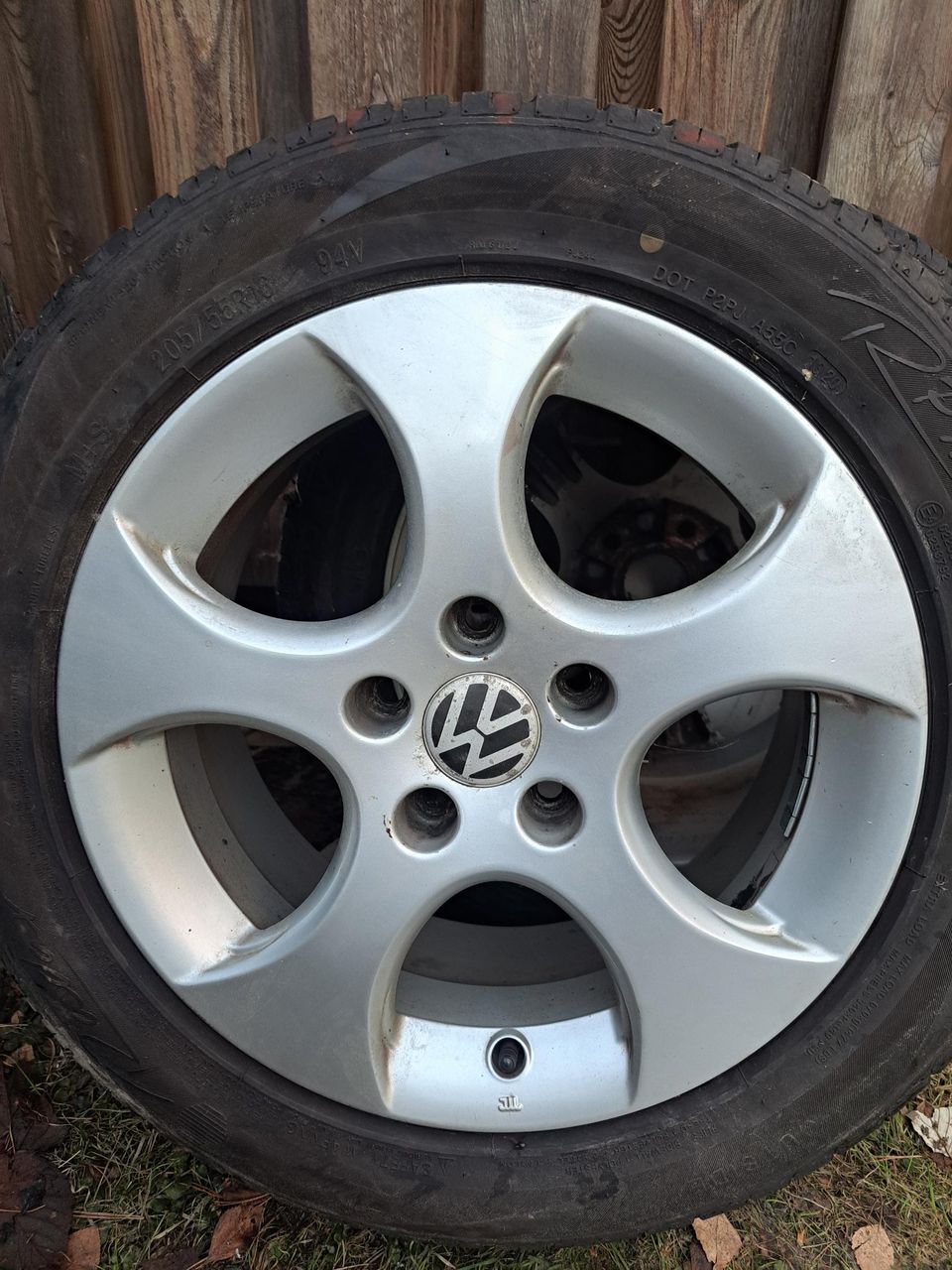 Volkswagen aluvanteet 16"