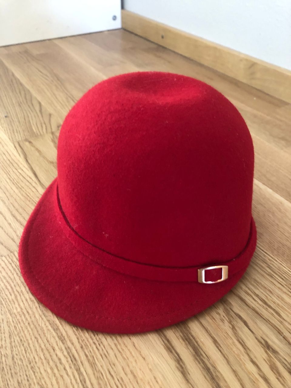 Zara "ratsastus" hattu