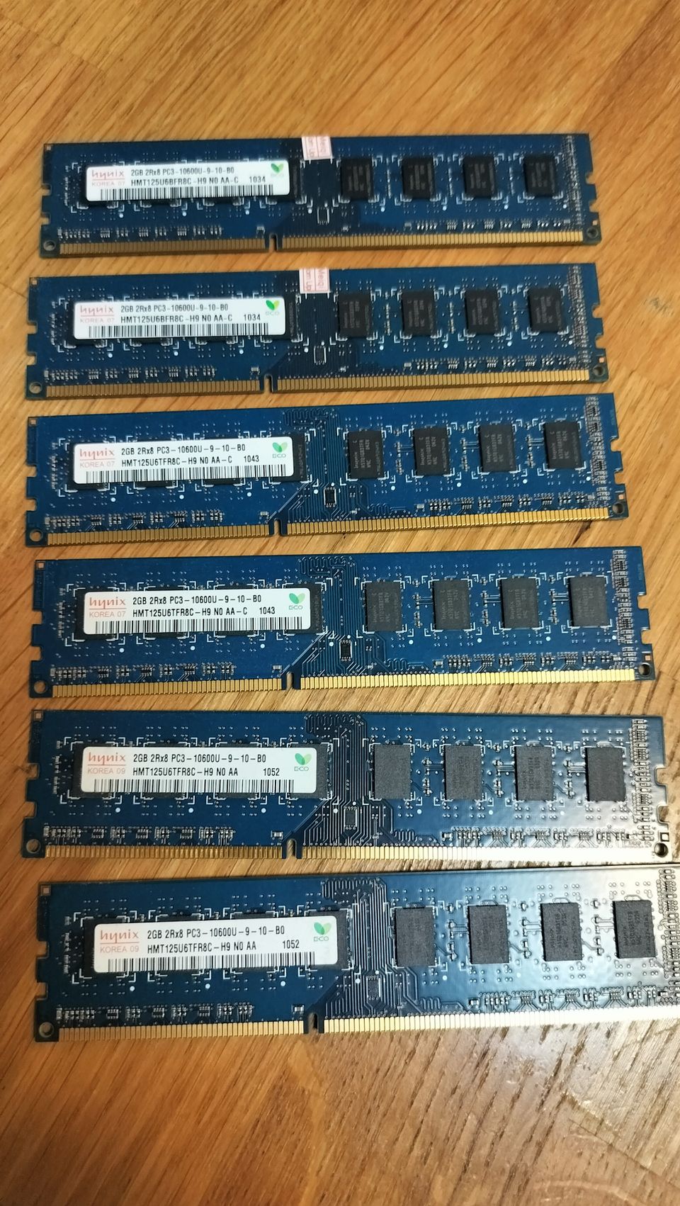 Hynix DDR3 12GB (6x2GB) Ram muistikammat pöytäkoneeseen