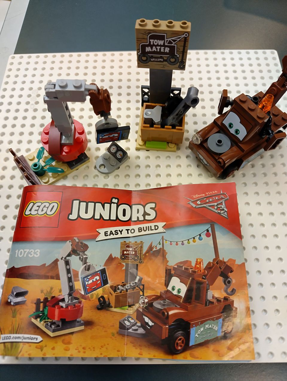 Lego Juniors 10733, Cars - Mater's Junkyard