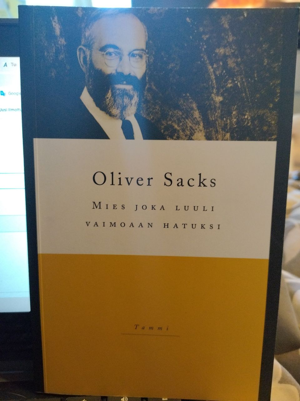 Mies joka luuli vaimoaan hatuksi - Oliver Sacks