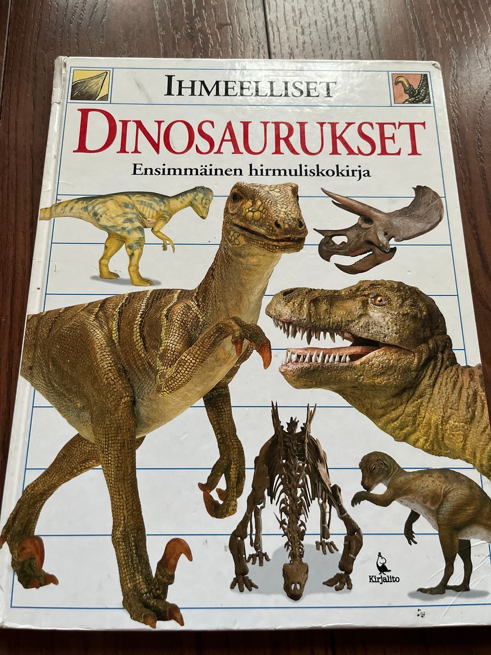Dinosaurus kirja