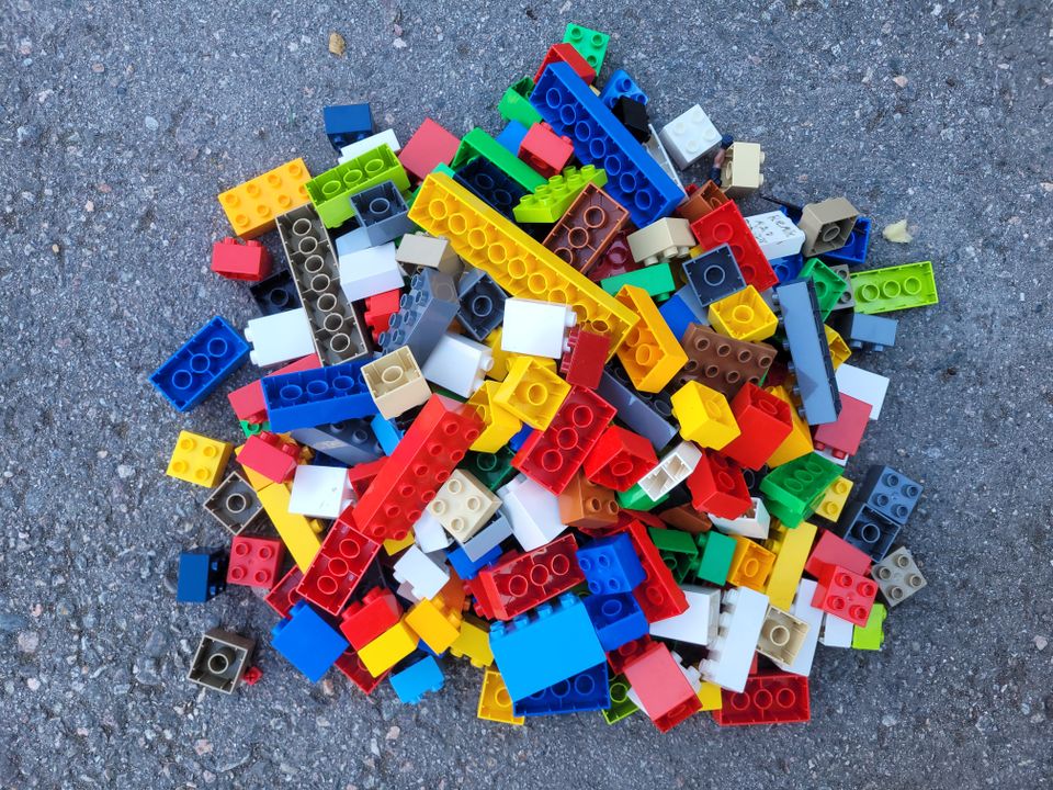 Lego Duplo palikoita iso määrä