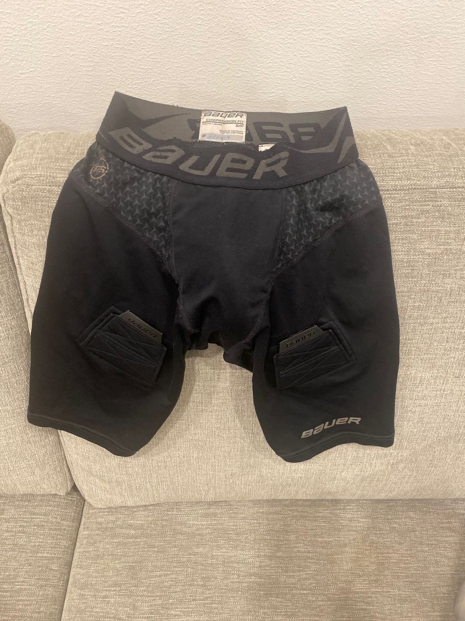 Bauer alasuojat koko junior S