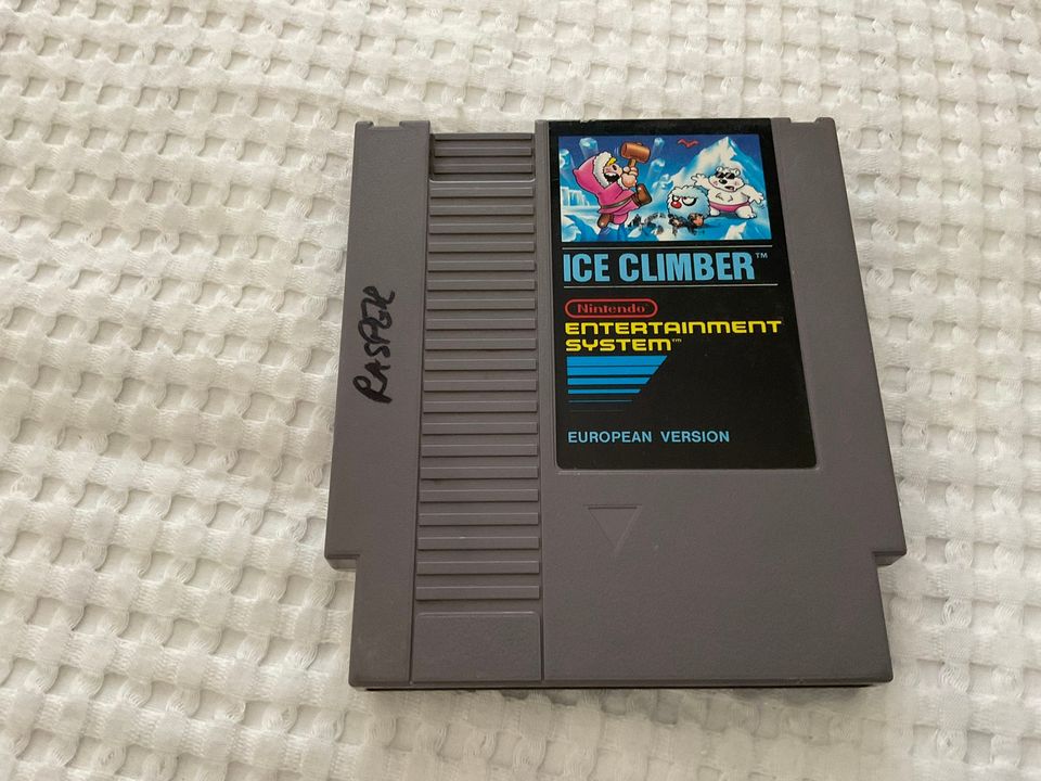 ICE CLIMBER - NES 8-BIT