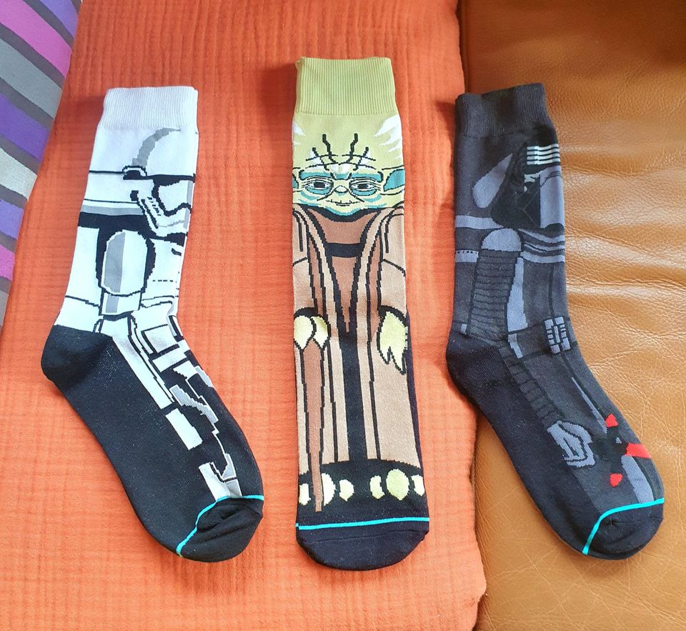 Kolmet miesten Star Wars -sukat