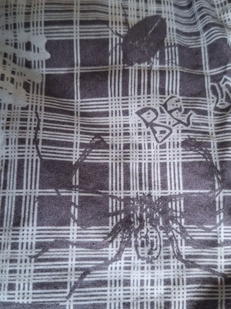 Lyhythihainen ötökkä-paitapusero 110