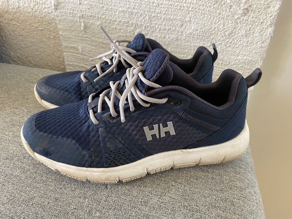 Helly Hansen kengät koko 40