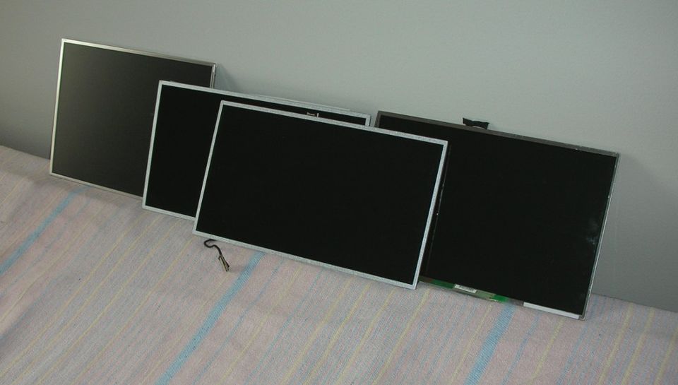 LCD näyttöpaneelit ( 5 Kpl )