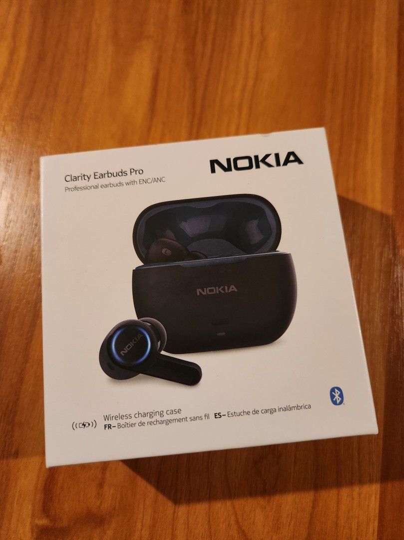 Nokia Clarity Earbuds Pro langattomat kuulokkeet langattomalla latauskotelolla