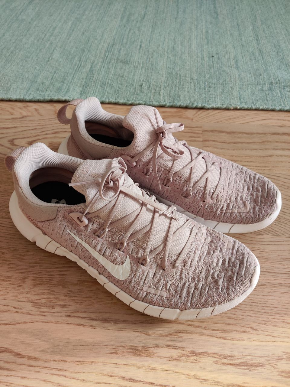 Nike free 5.0 juoksukengät koko 40