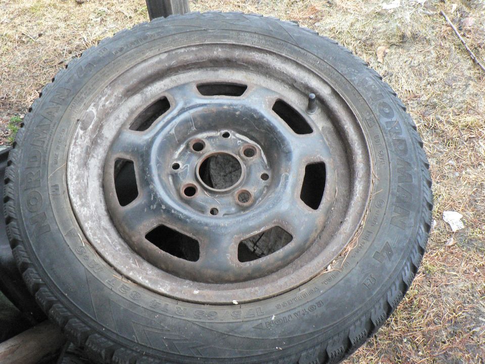 TALVIRENKAAT 175/ 65 R14