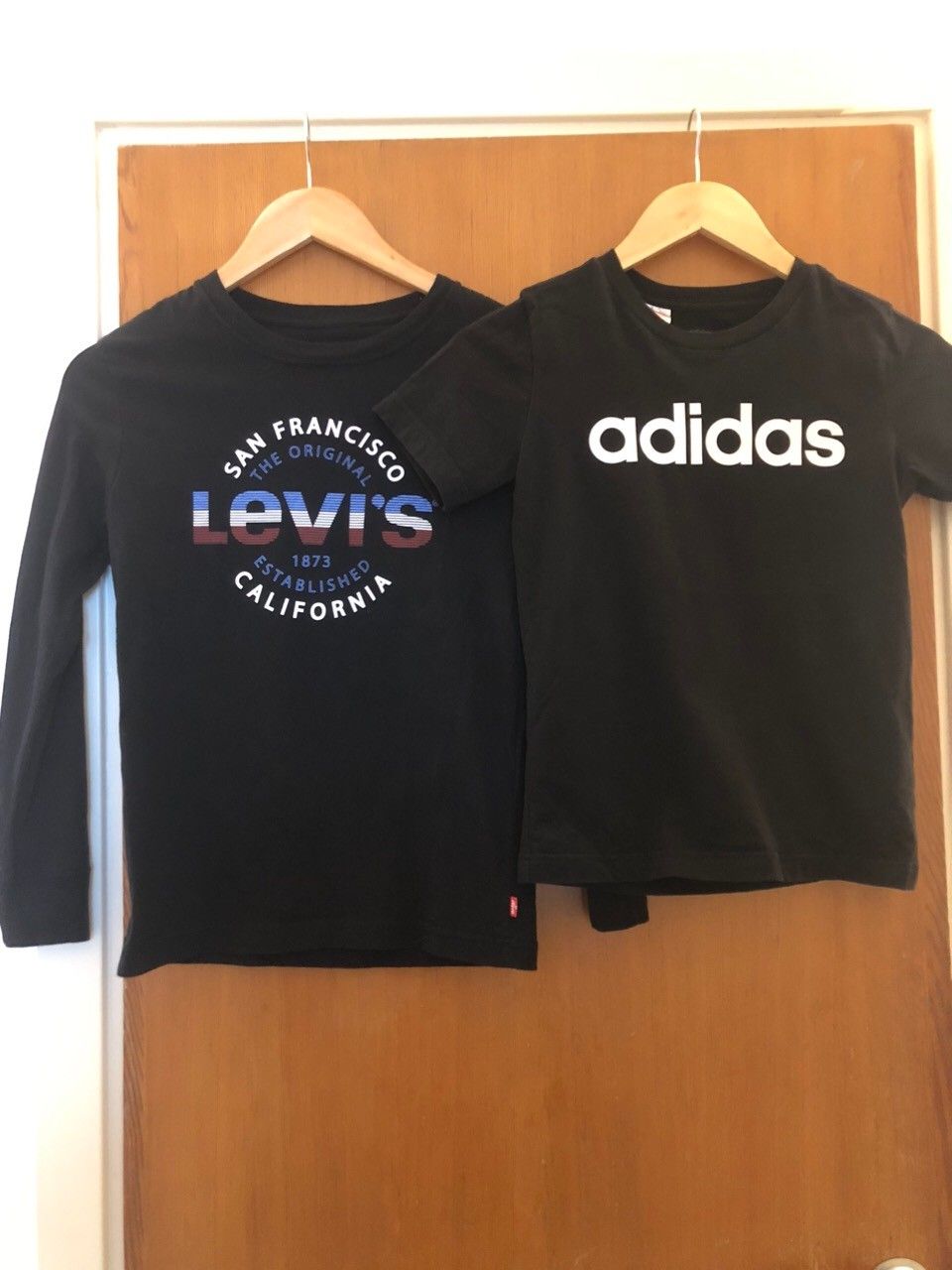 Levi’s ja Adidas paita koko 140cm