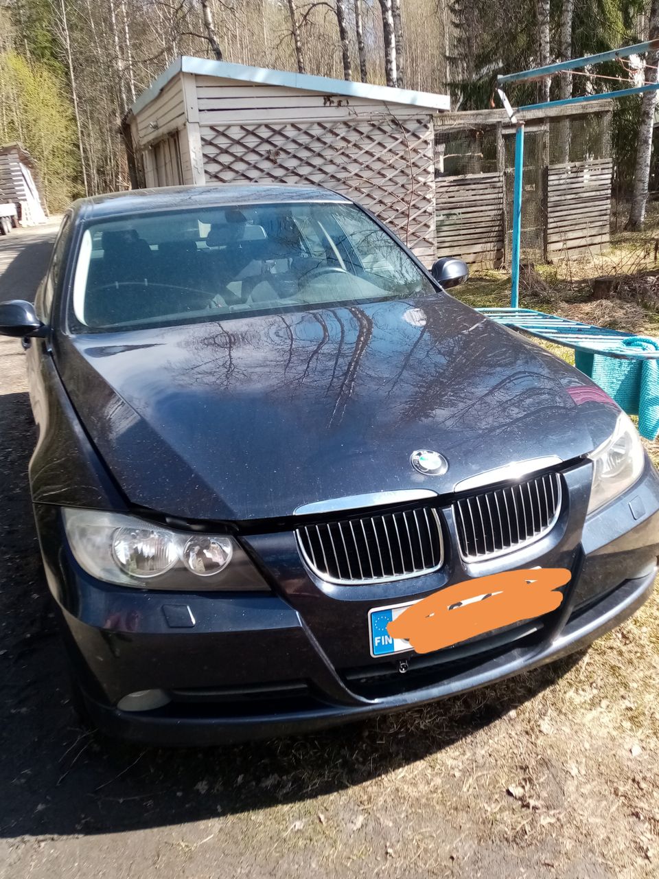 Bmw 325. E90 osina, mittarilukema 225000