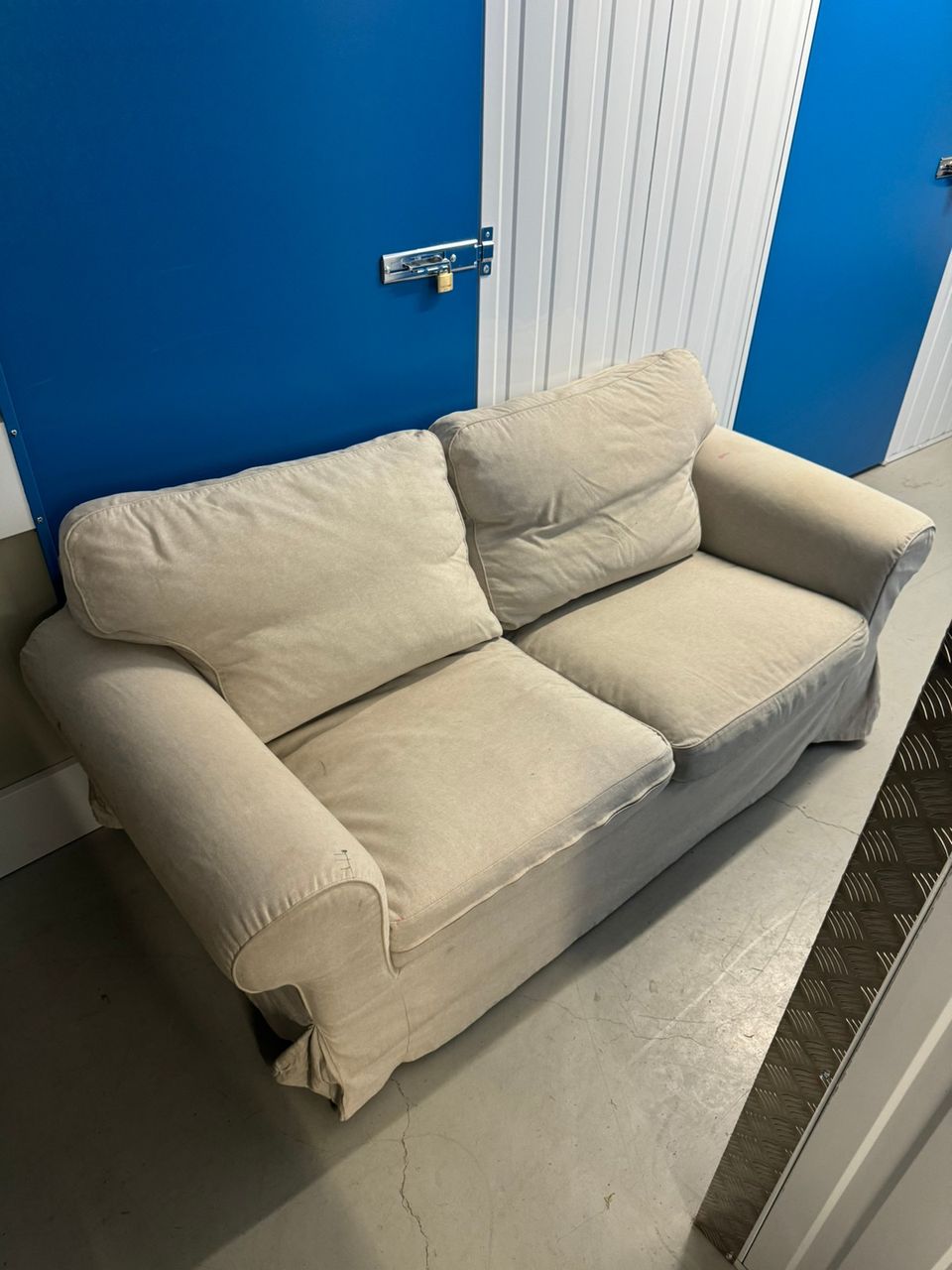 Ikea Ektorp 2:n istuttava sohva + 2kpl nojatuoleja
