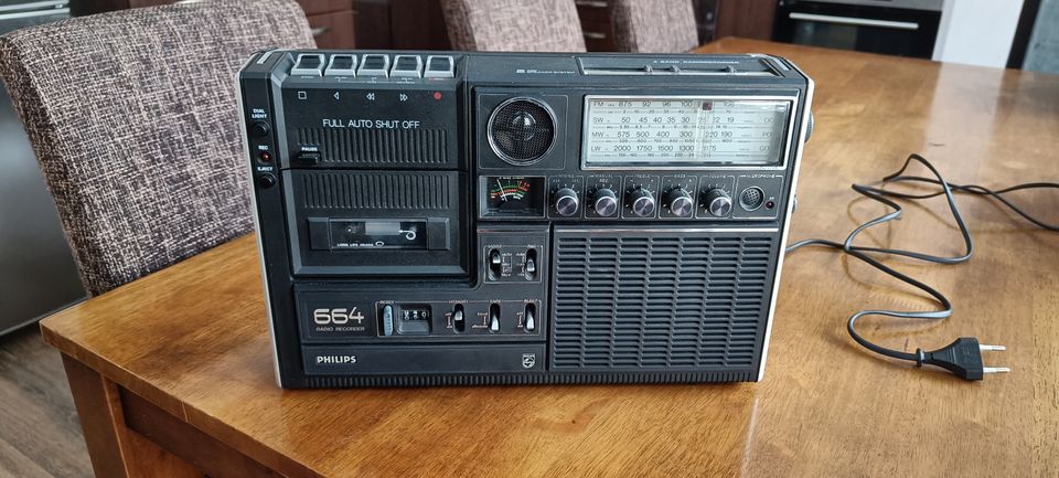 Philips 664 radio