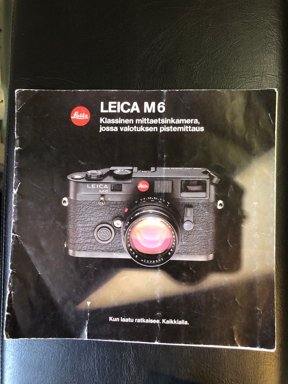 Leica M6 suomenkielinen esite