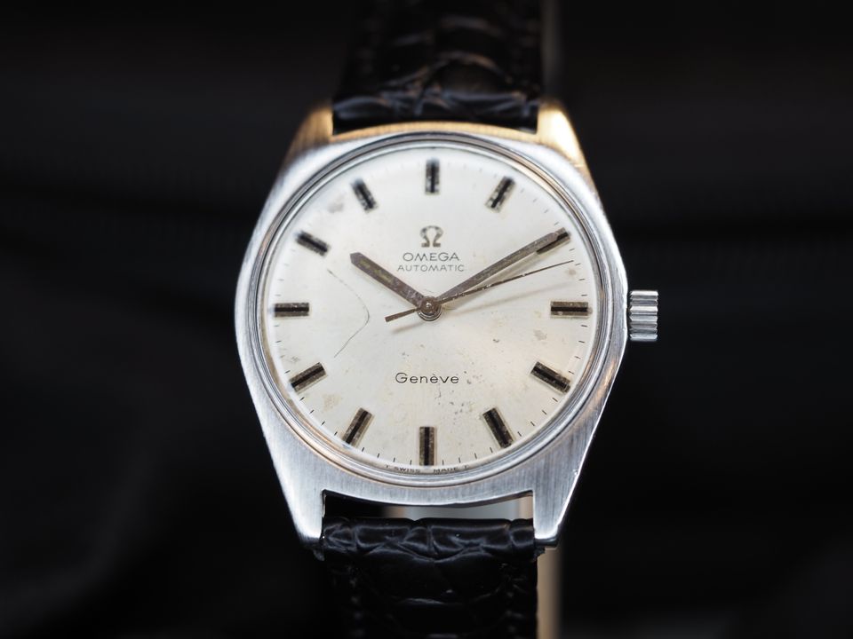 Omega Genève Automaattikello 165.041. Huollettu