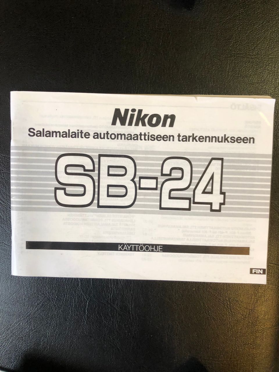 Nikon SB-24 suomenkielinen käyttöohje