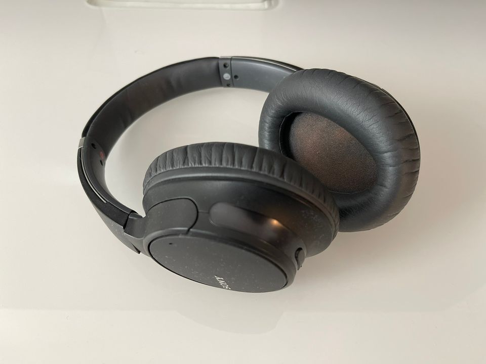 Bluetooth kuulokkeet Sony WH-CH700N