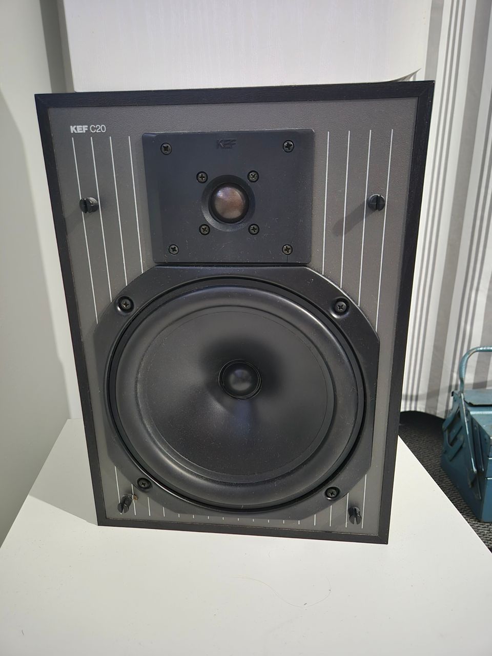 KEF C20 passiivikaiuttimet