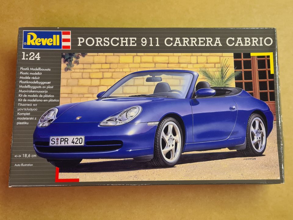 Revell (07343) - Porsche 911 Carrera Cabrio 1:24