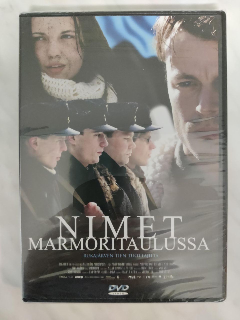 Nimet marmoritaulussa / elokuva, DVD