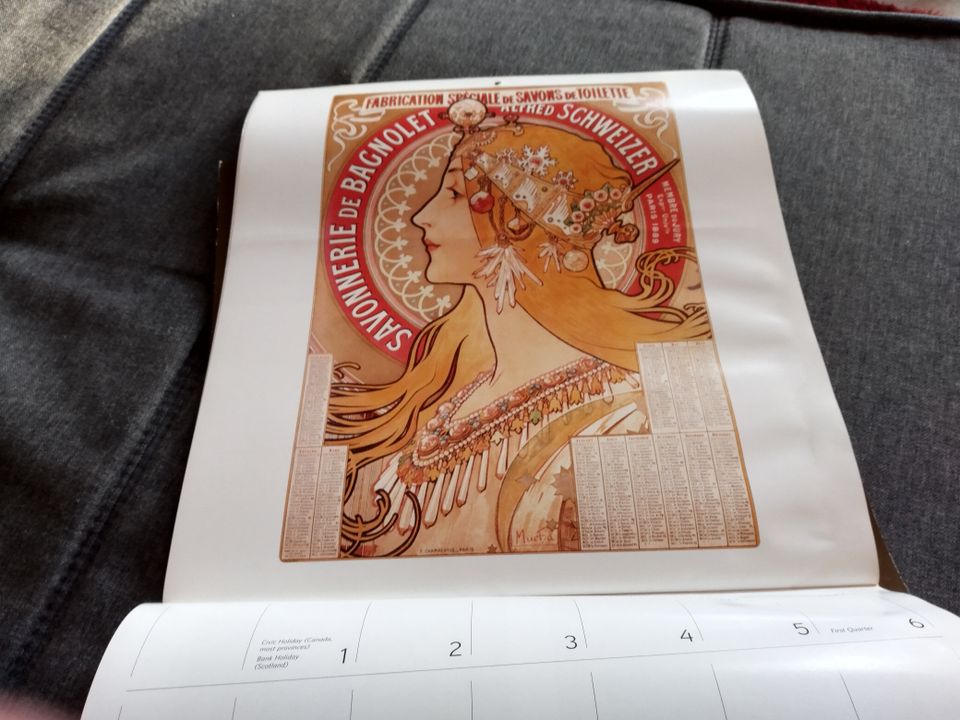 Taideprinttejä kalentereista