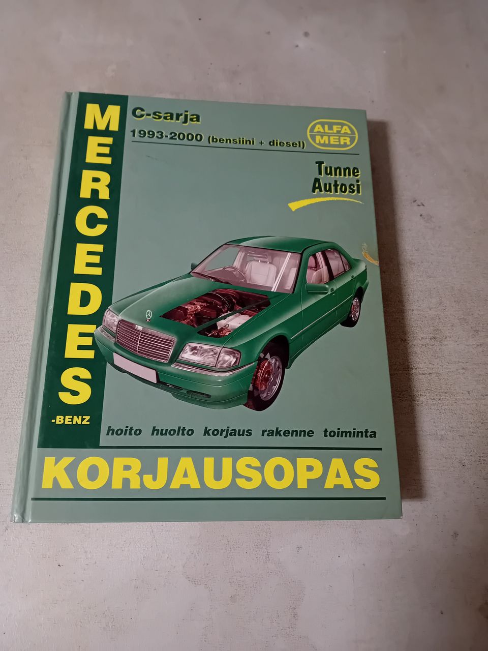 Mercedes Benz C-sarja korjausopas