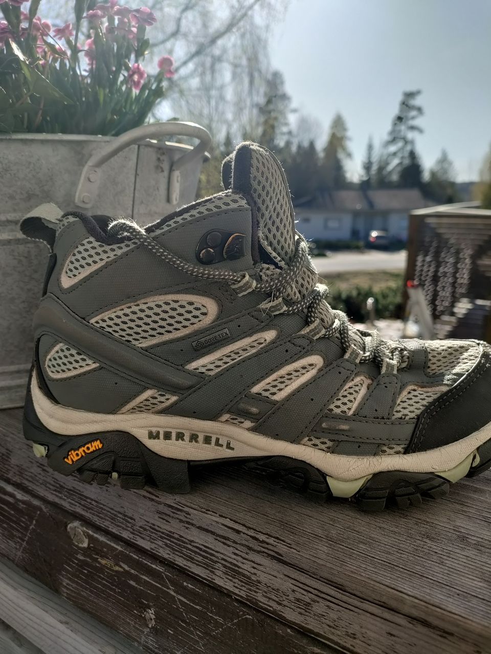 Merrell Moab 2 Mid Goretex vaelluskengät