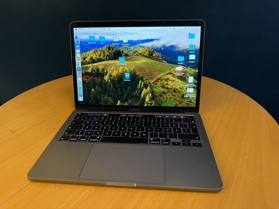 Macbook Pro 13” 2020 8GB 256GB