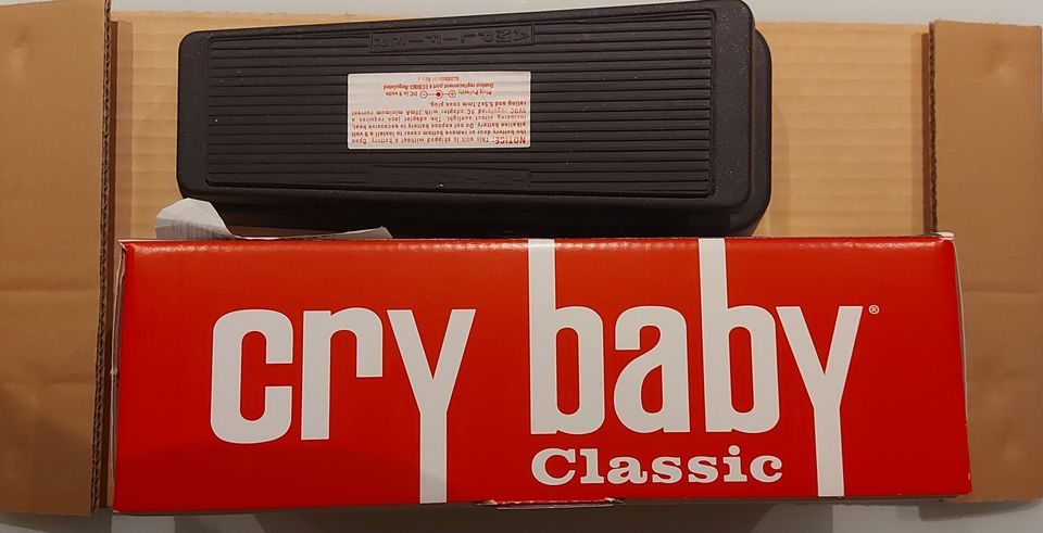 Cry baby GCB95F