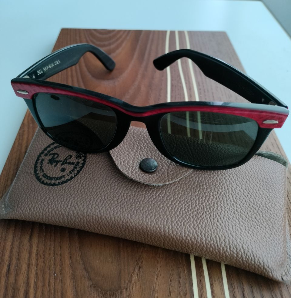 Ray-Ban - Wayfarer aurinkolasit