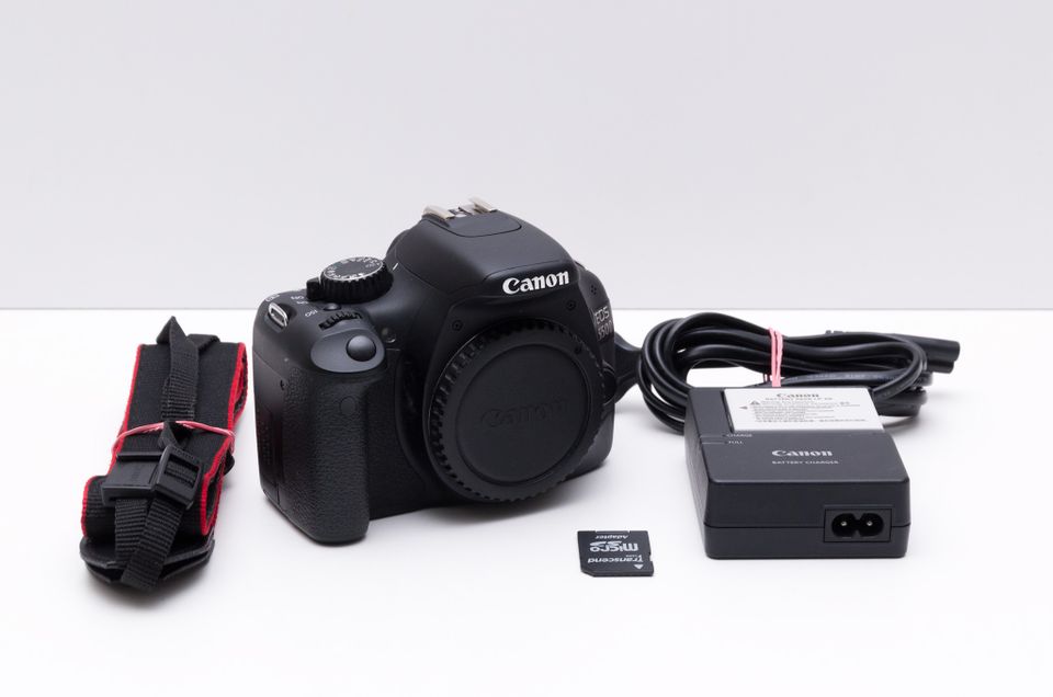 Canon EOS 550D "Baby 7D" + Smart Photo Editor Studio