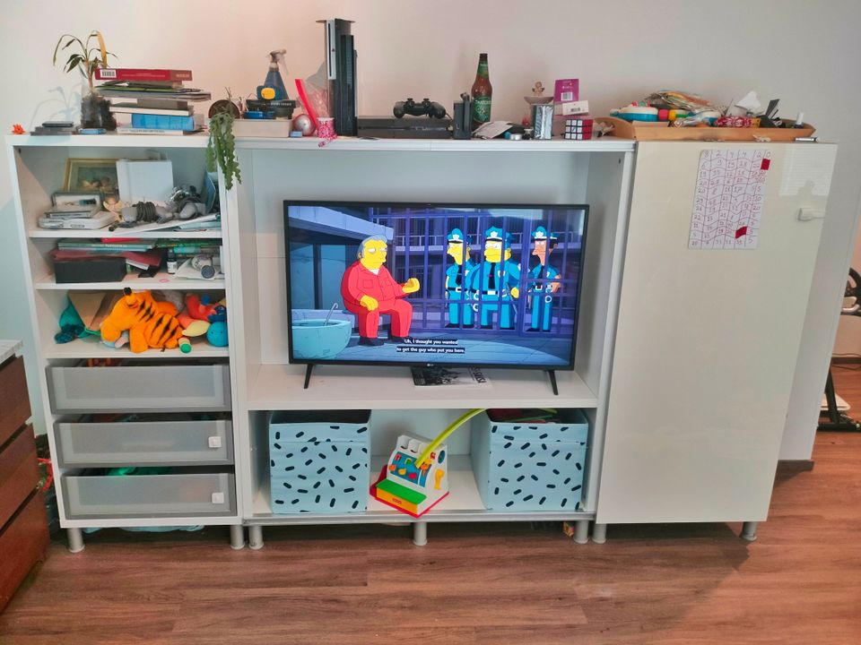 3-osainen TV-kalustesetti Ikea Bestå