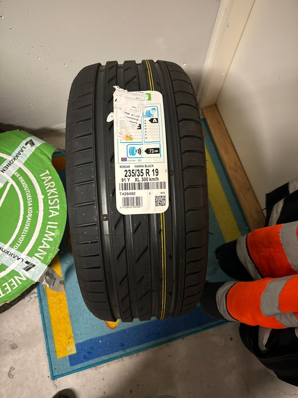 235/35R19 Nokia kesärenkaat